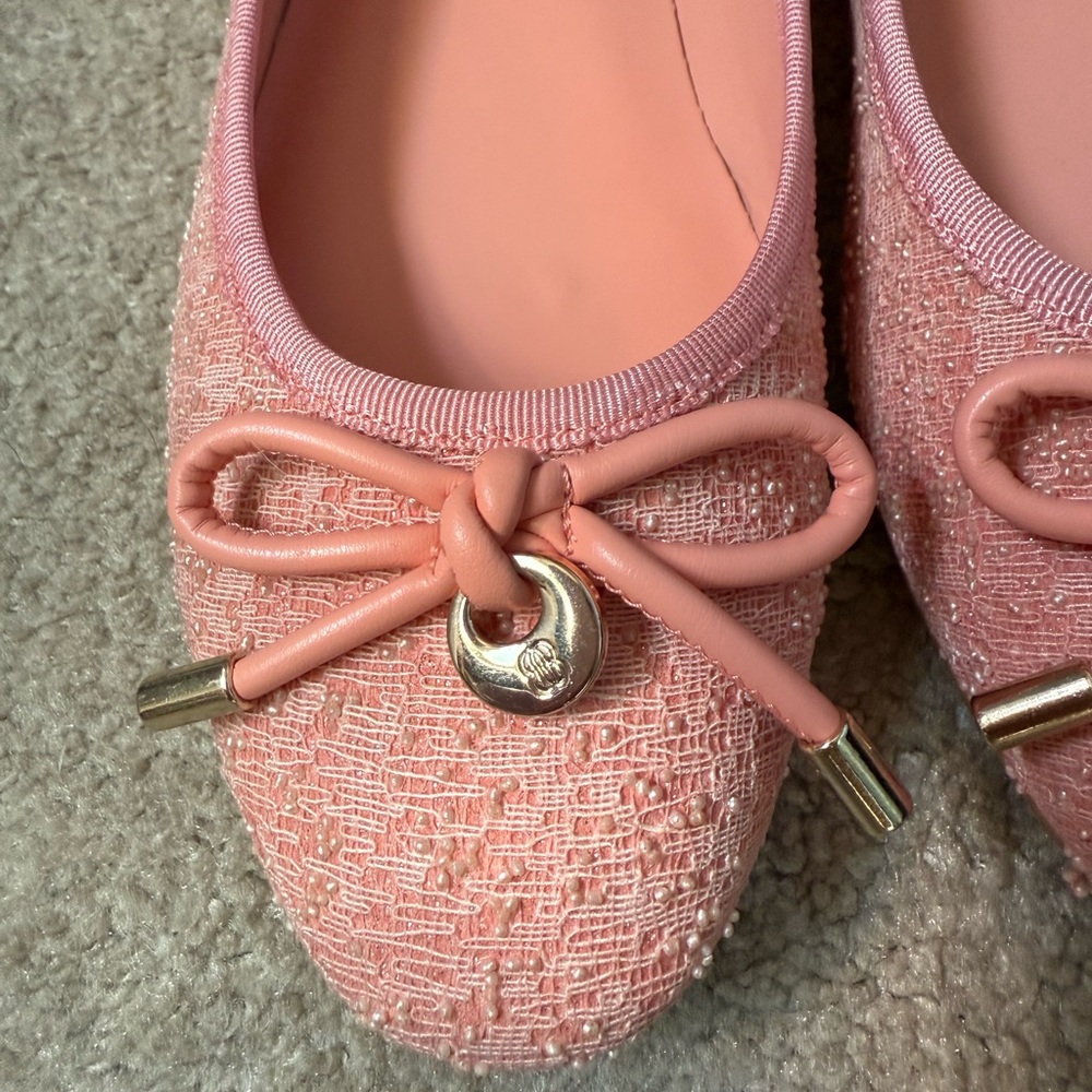 Bandolino Pink Flats with Bow Detail - Picture 2 of 7